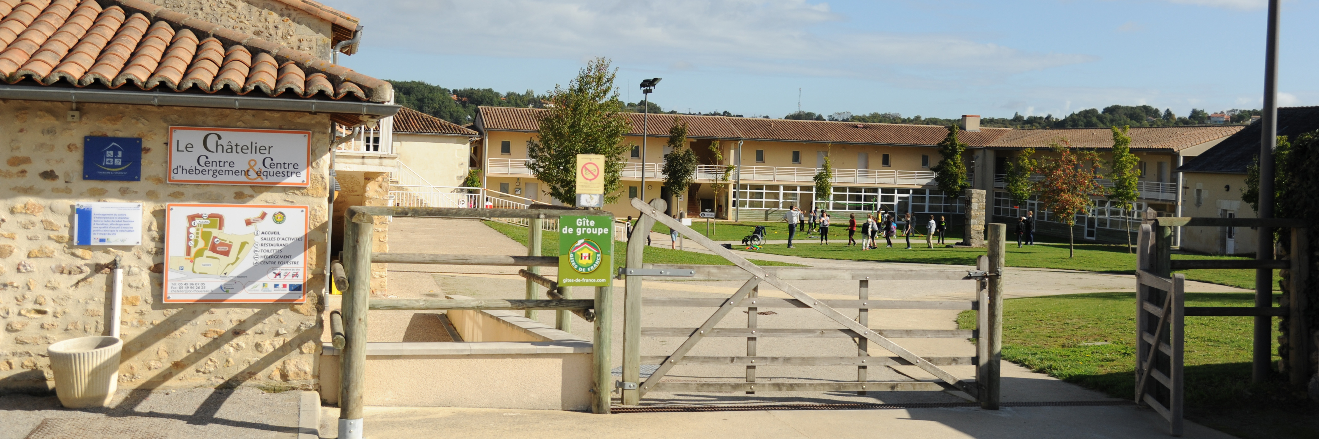 Centro de alojamiento Le Châtelier — Exterior