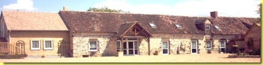 Ecotay group accommodation — Outdoors